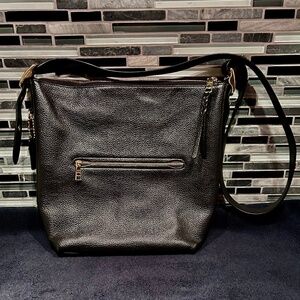 COACH VINTAGE PURSE - SHOULDER BAG - CROSS BODY - BLACK LEATHER